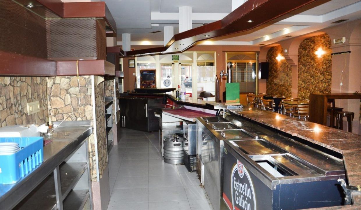 Commercial unit en Alquiler en Camariñas