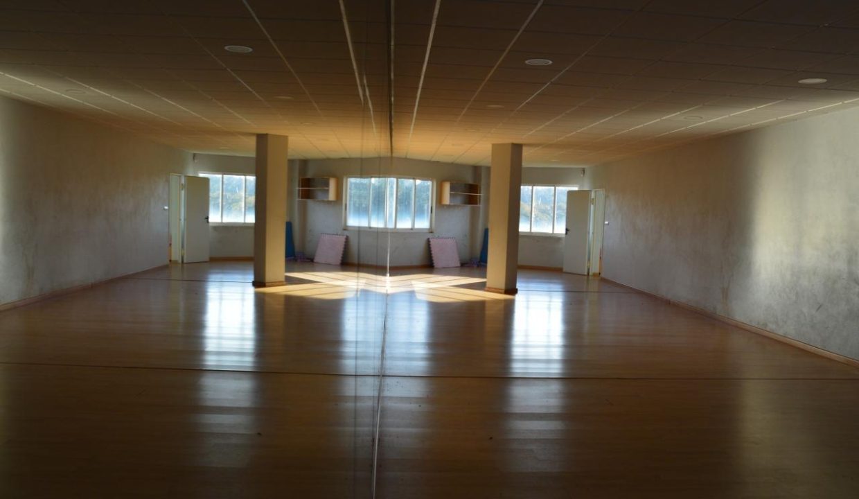 Räumlichkeiten zur Miete in Zas