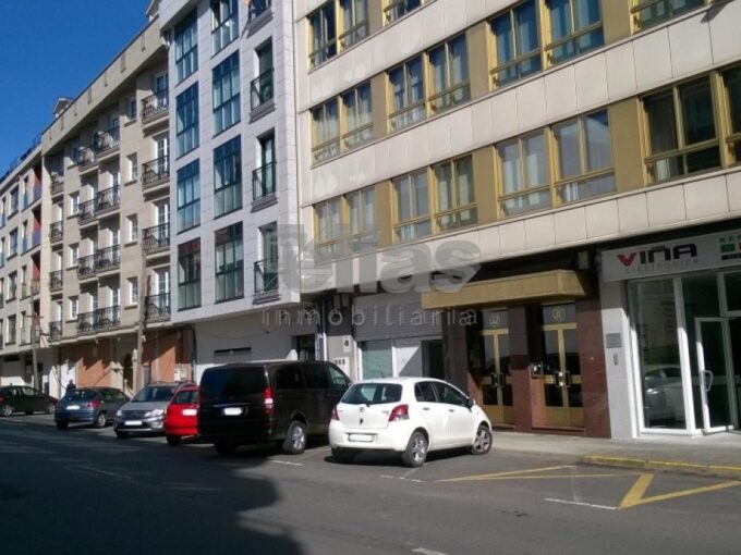 Local en alquiler en Carballo