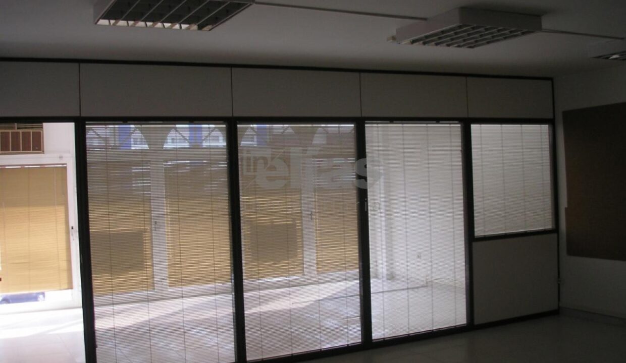 Locaux à vendre à Baio