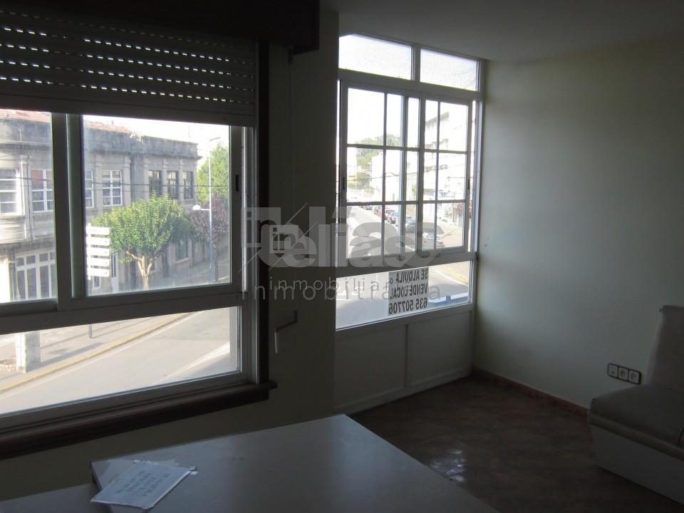 Premises for rent in Ponteceso