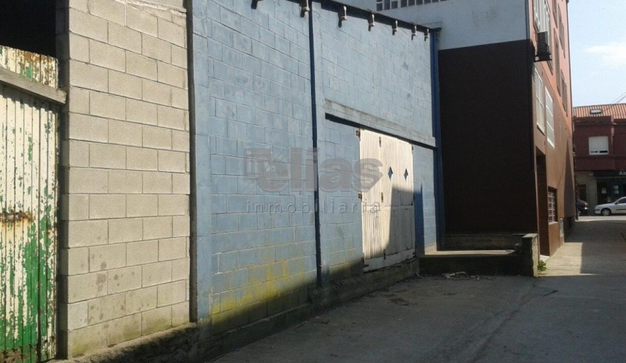 Locaux à louer à Ponteceso