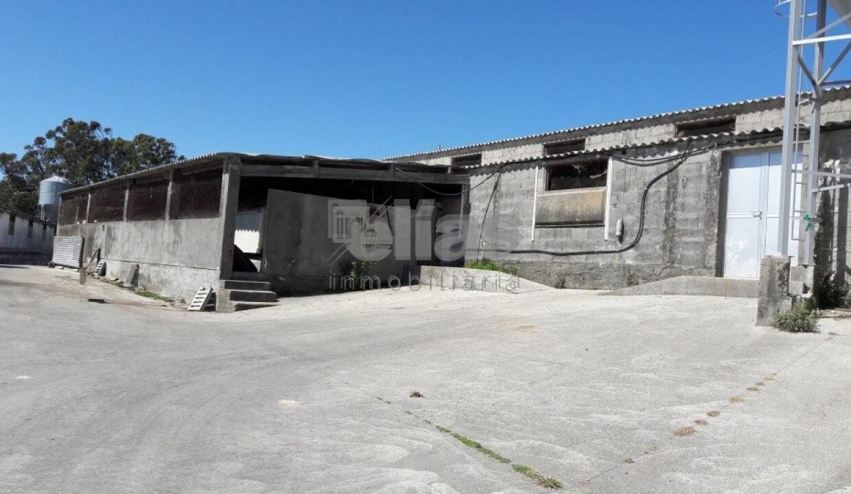 Räumlichkeiten zum Verkauf in Corme