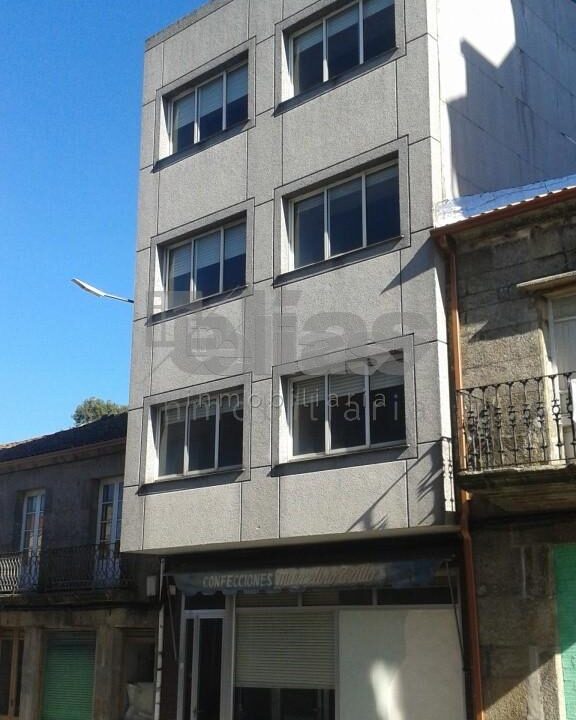 Local en venta en Vimianzo