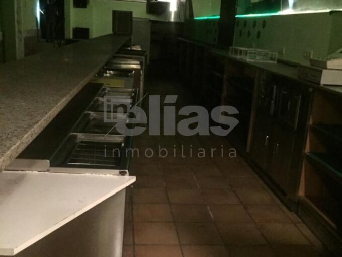 Local en venta en Ponteceso