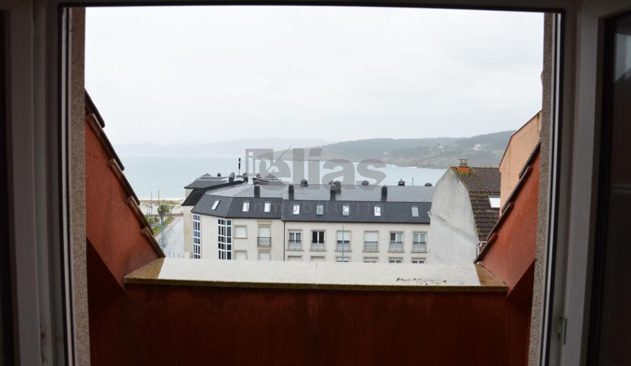 Wohnung zu verkaufen in Laxe