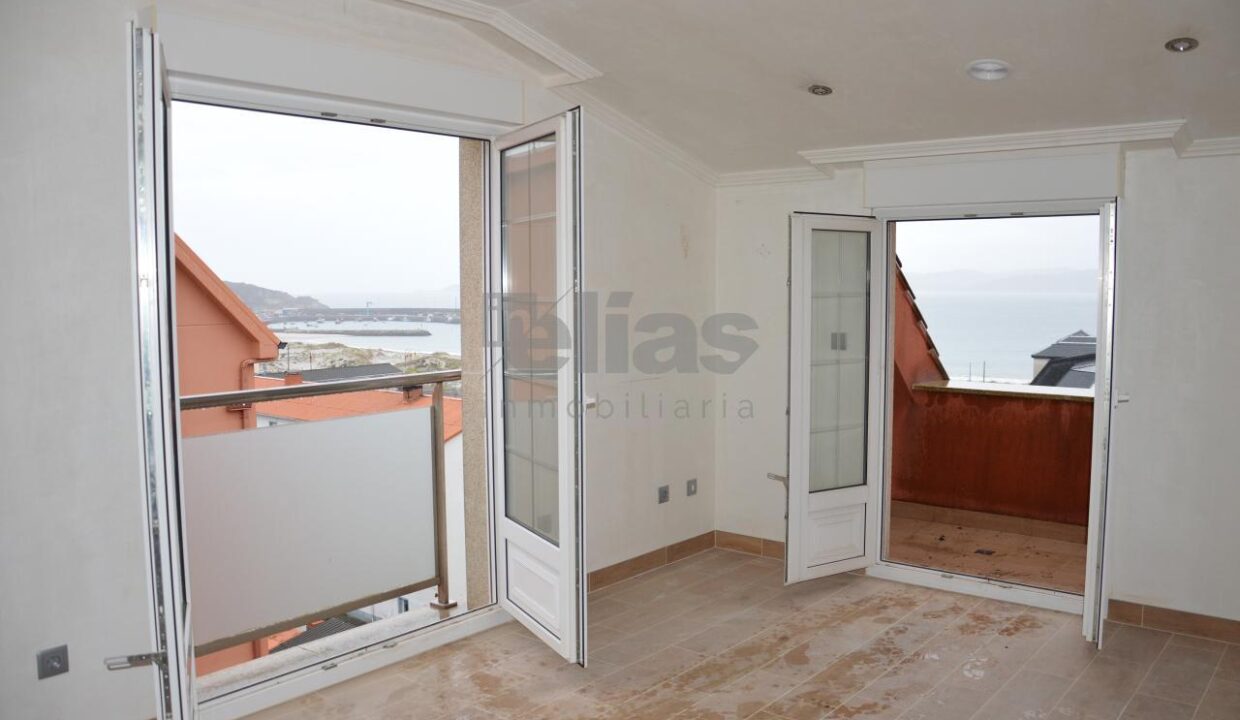 Wohnung zu verkaufen in Laxe