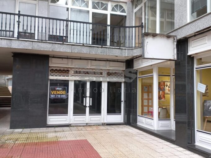 Räumlichkeiten zum Verkauf in Baio