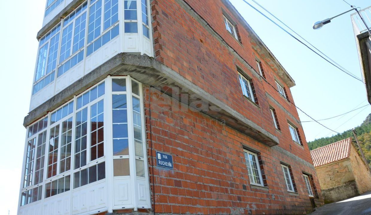 Casa en venta en Arou