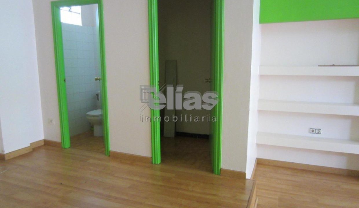 Premises for rent in Baio