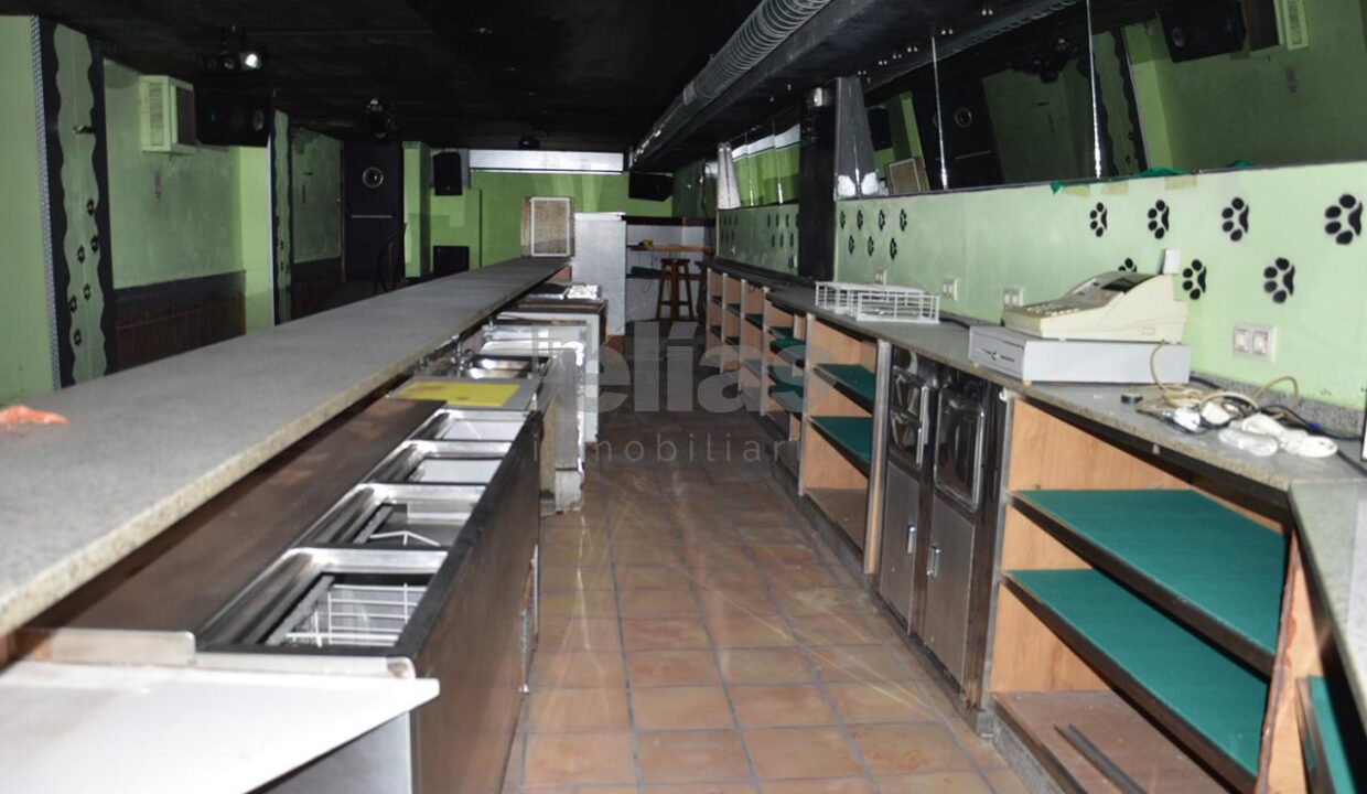 Premises for rent in Ponteceso