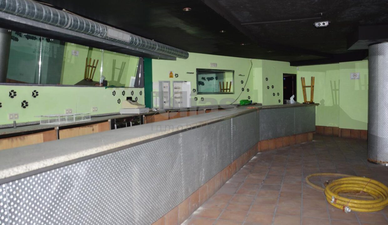 Premises for rent in Ponteceso