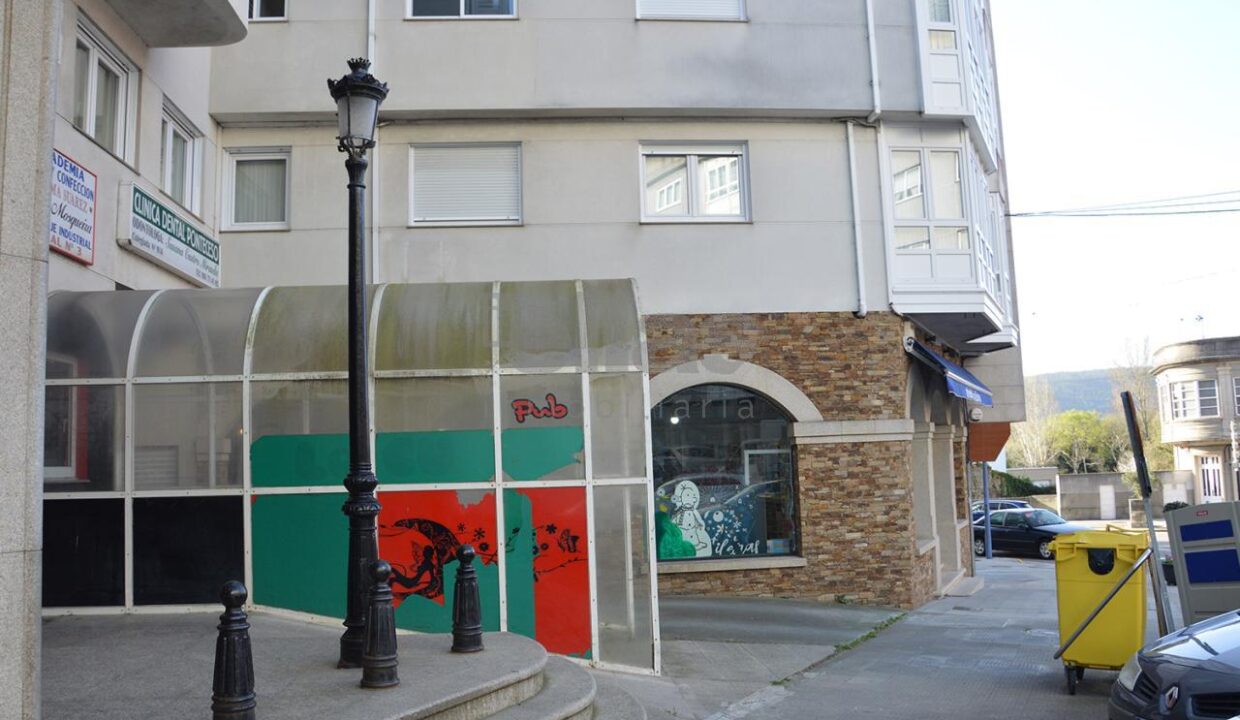 Premises for rent in Ponteceso