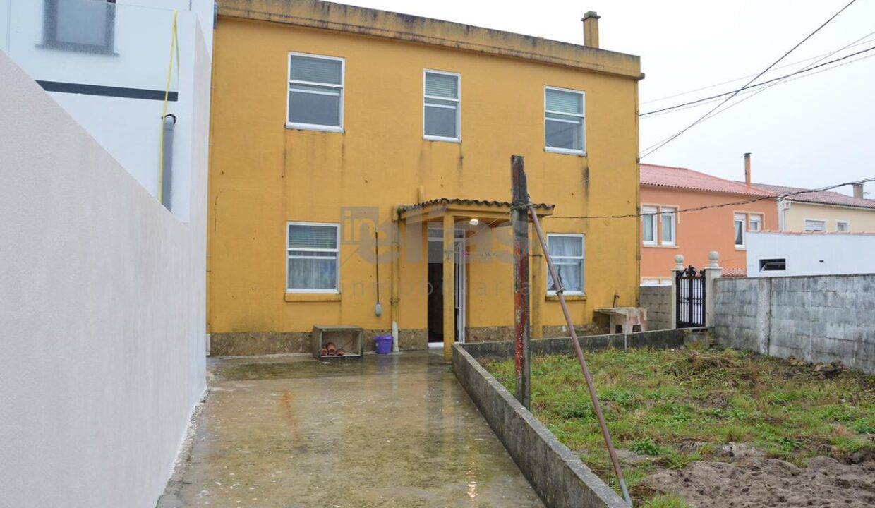 Casa en venta en Muxía