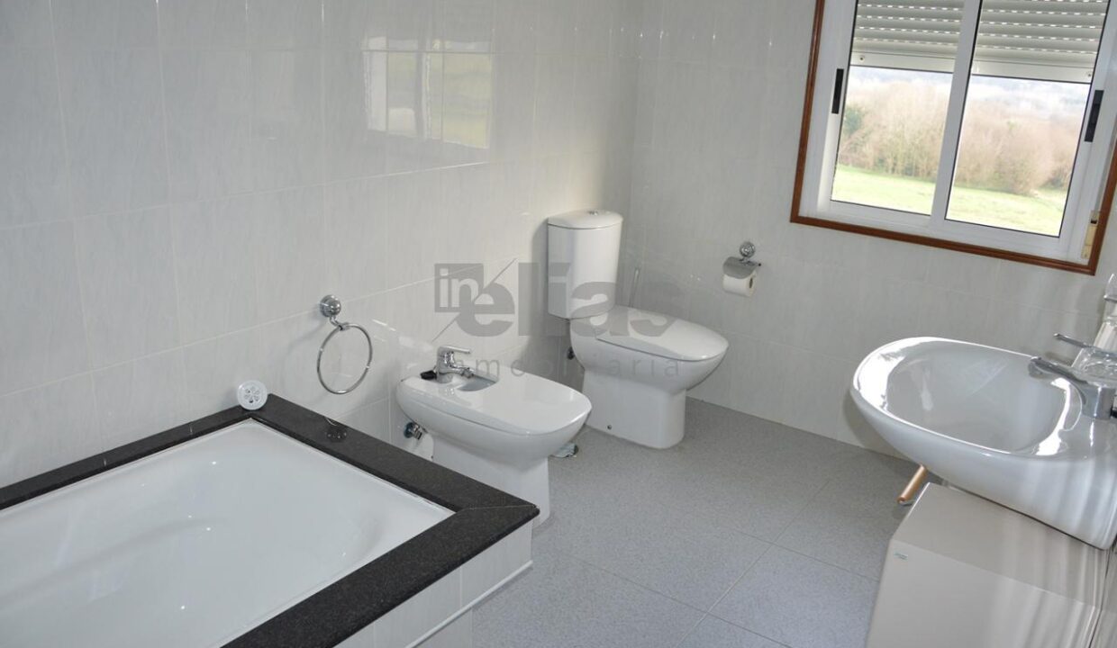 Casa en venta en Coristanco