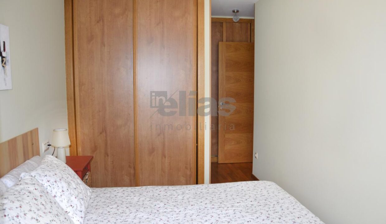 Piso en alquiler en Laxe