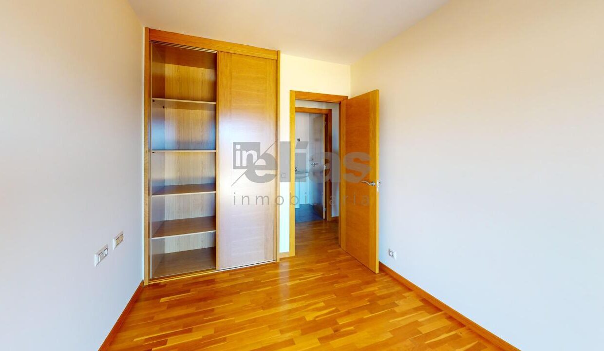 Piso en venta en Laxe