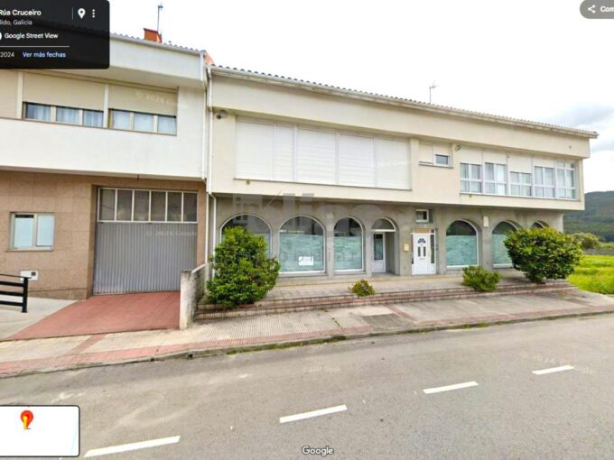 Local en venta en Laxe