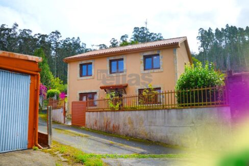 Haus zum Verkauf in Zas