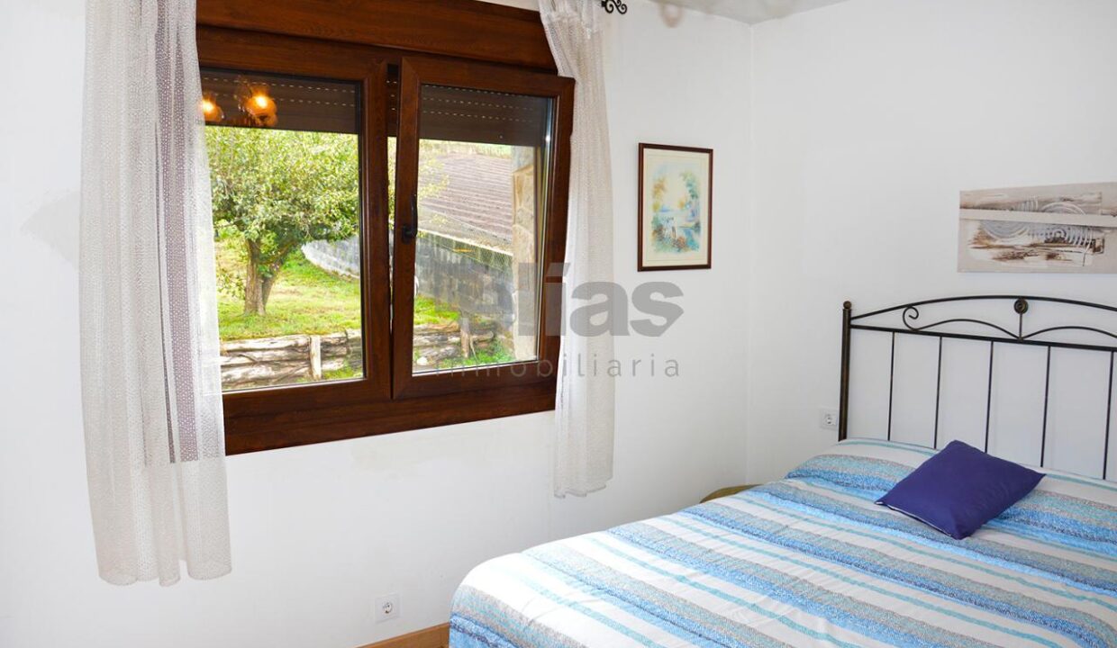 House for sale in Zas