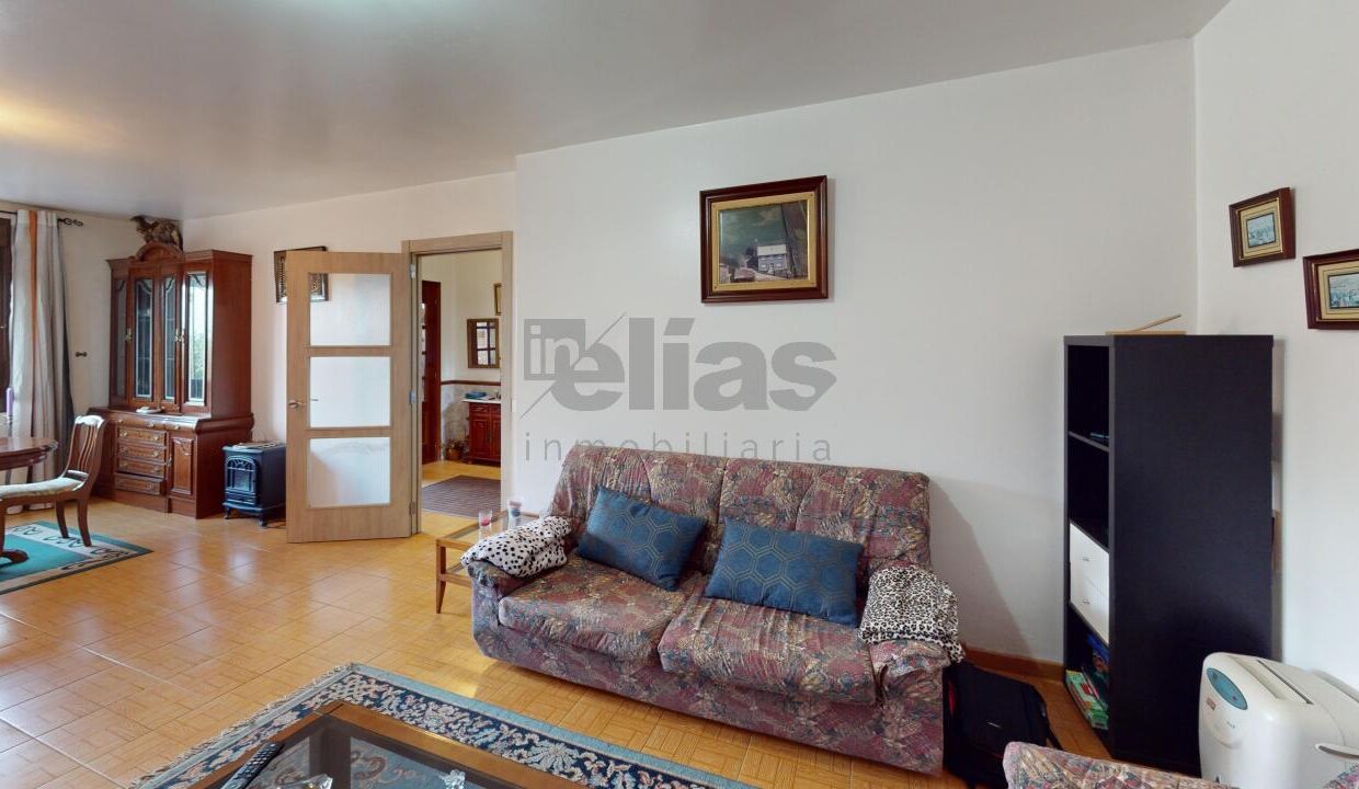 House for sale in Zas