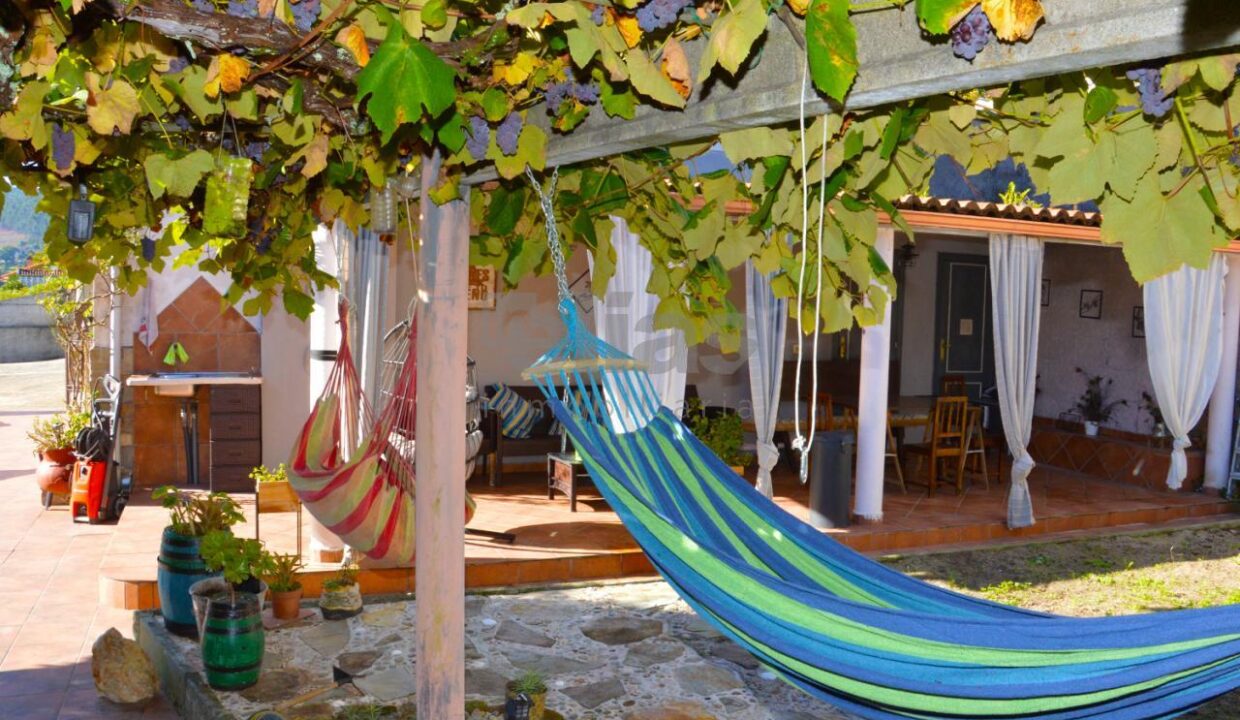Haus in Cundins zu verkaufen