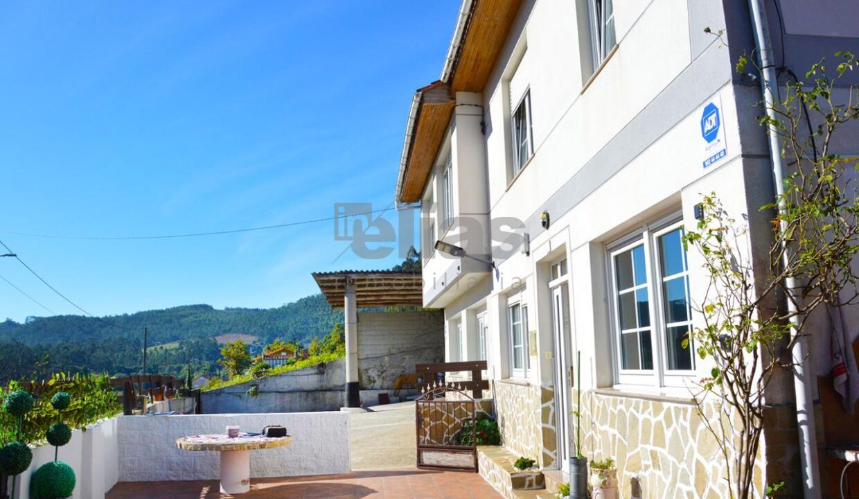 Haus in Cundins zu verkaufen