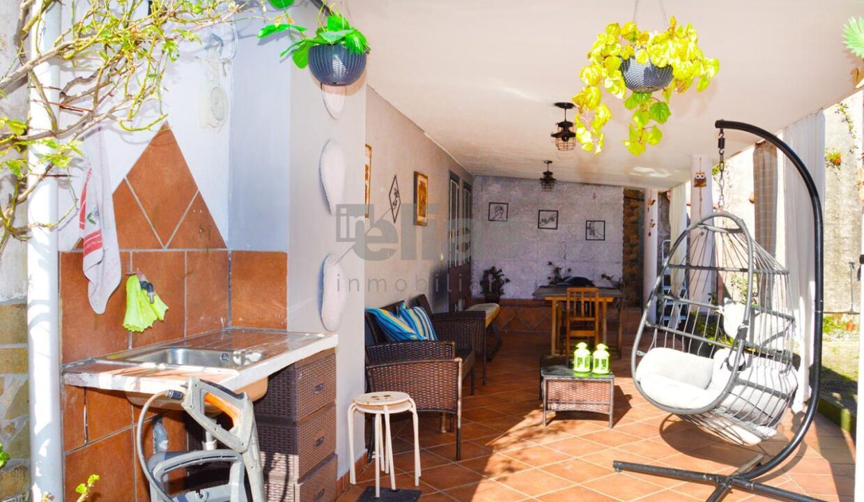 Haus in Cundins zu verkaufen