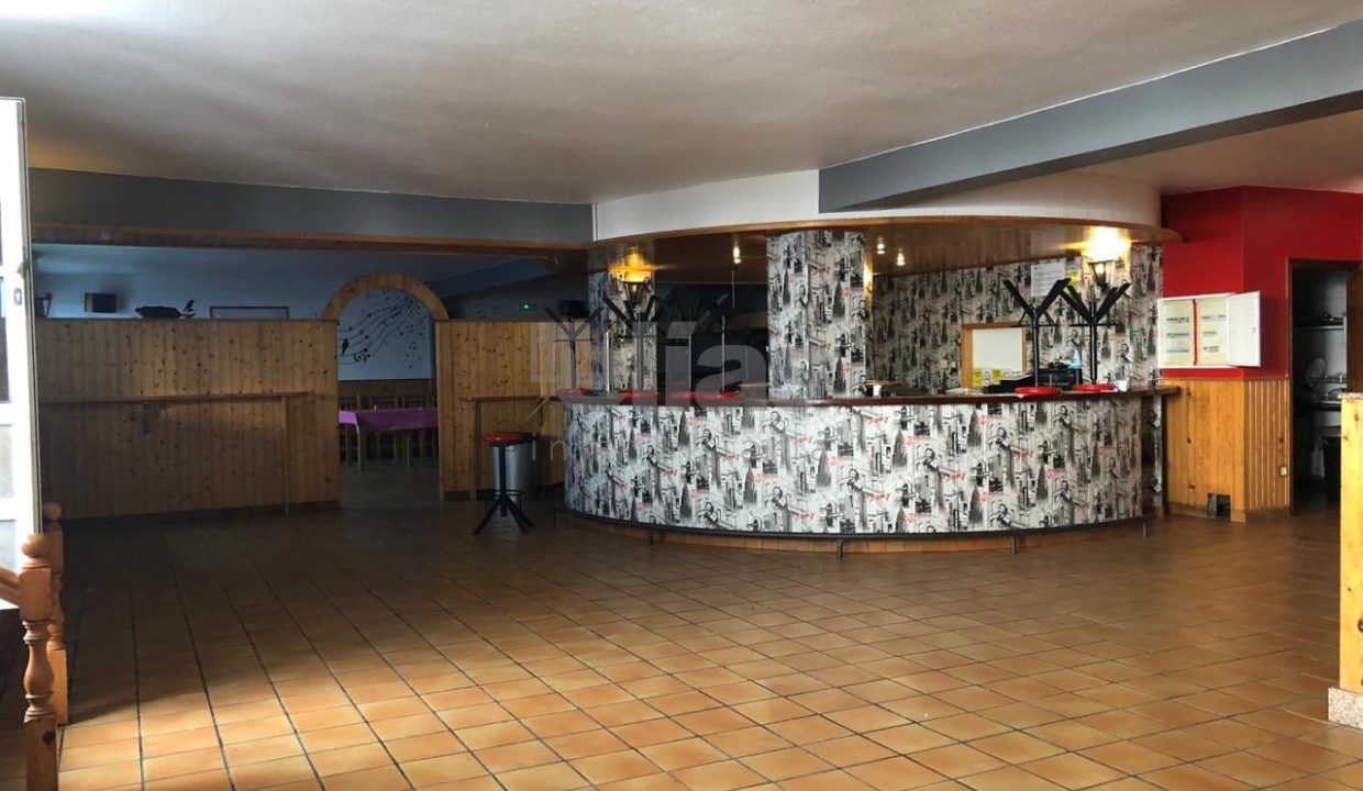 Räumlichkeiten zum Verkauf in Laxe