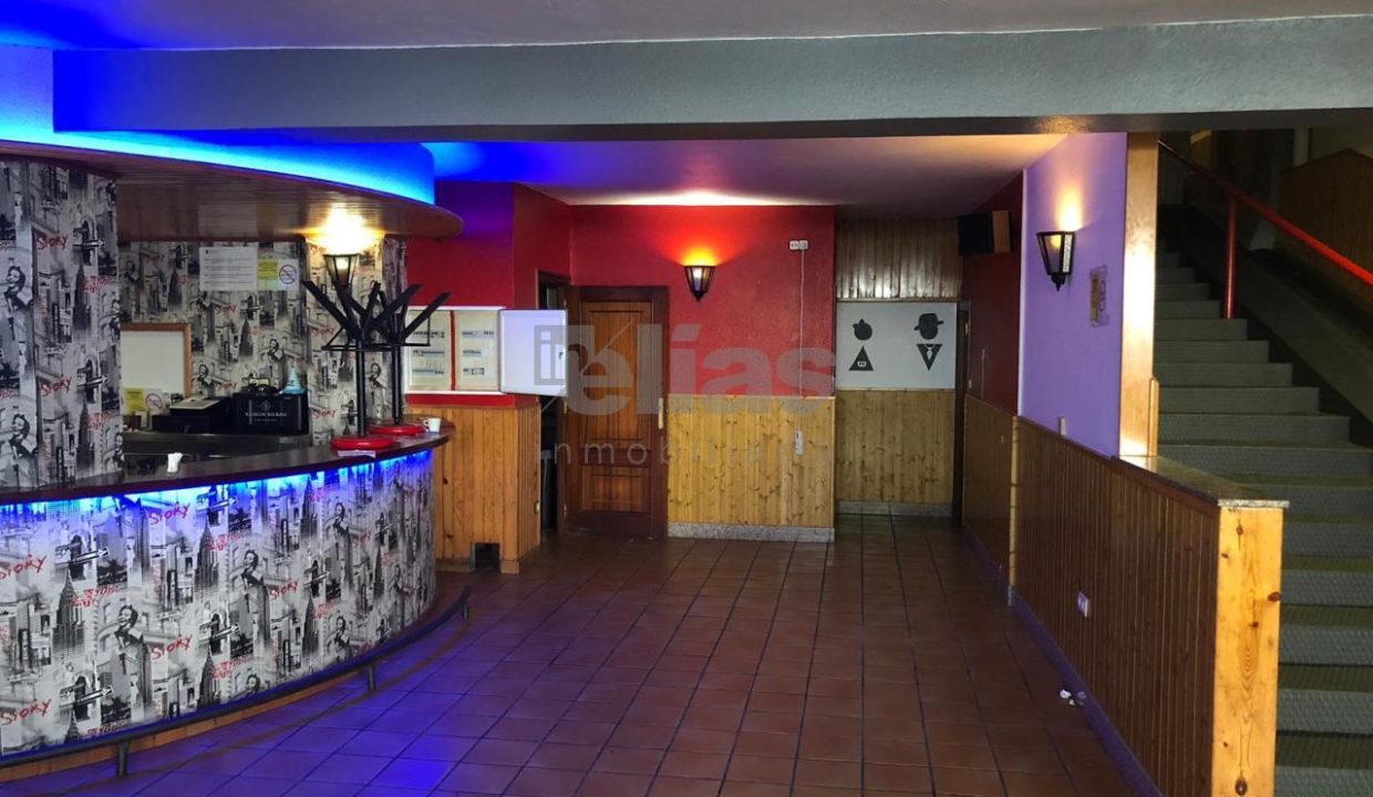 Räumlichkeiten zum Verkauf in Laxe