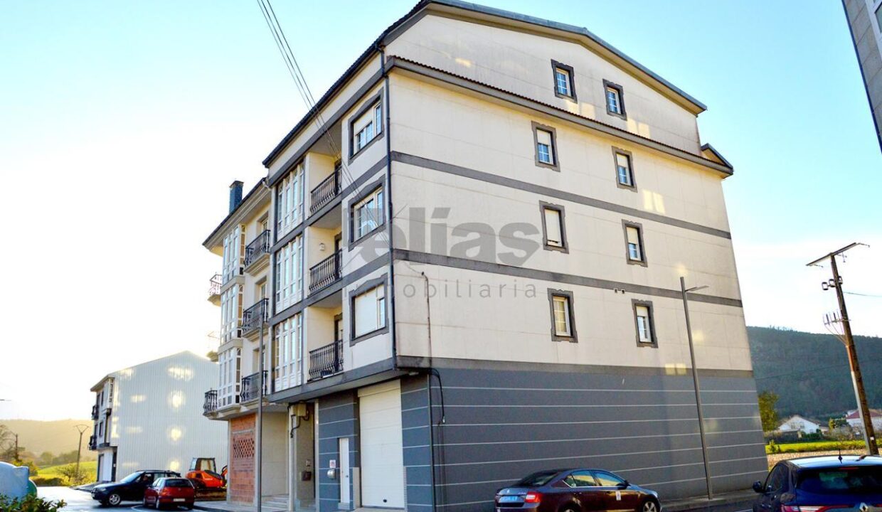 Piso en venta en Vimianzo