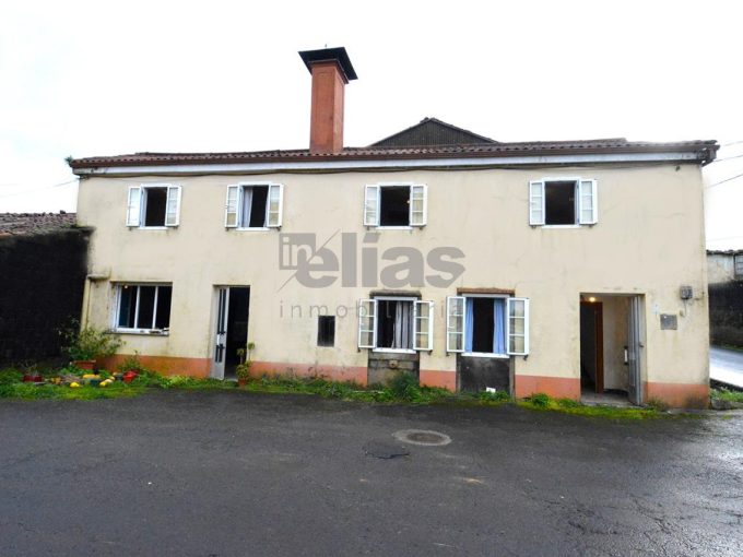 Haus zum Verkauf in Zas