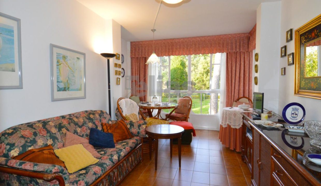 Piso en alquiler en Grove (O)