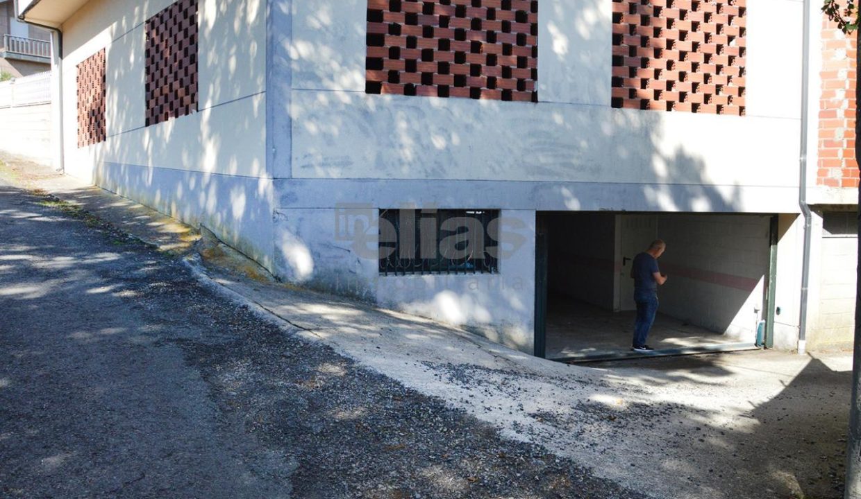 Local en venta en Camariñas