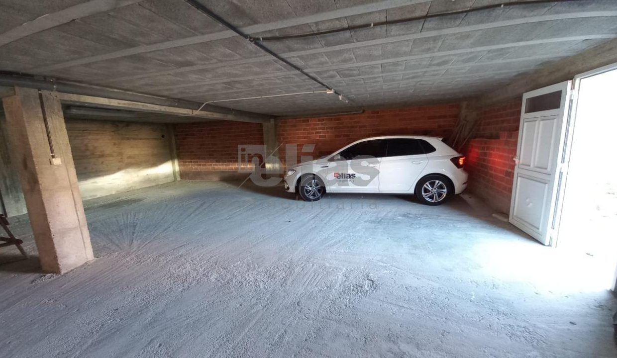 Garage zu verkaufen in Laxe