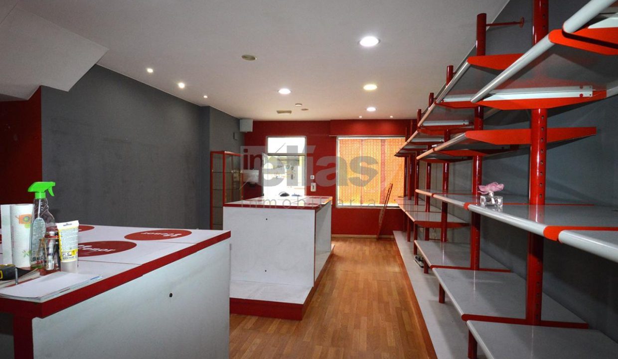Casa en venta en Cee