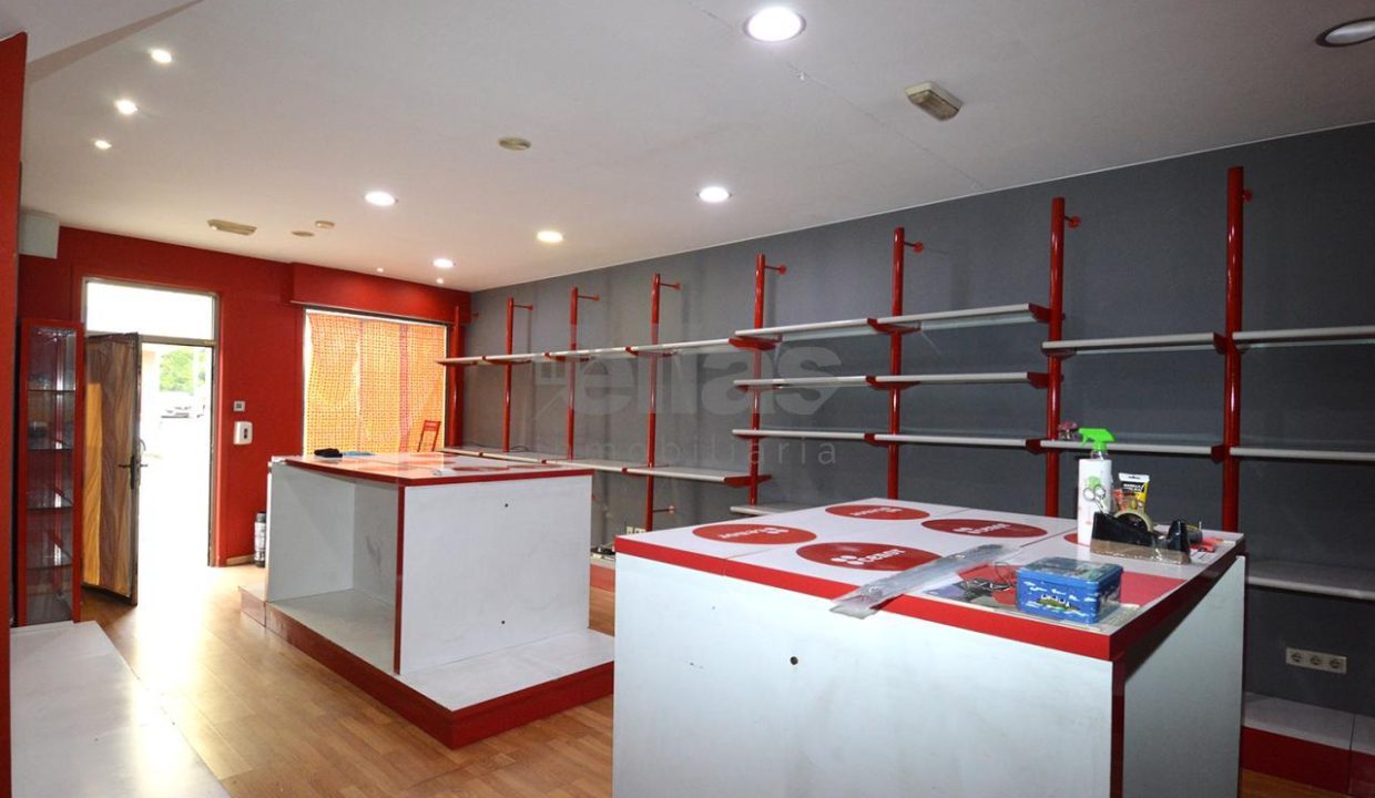 Casa en venta en Cee