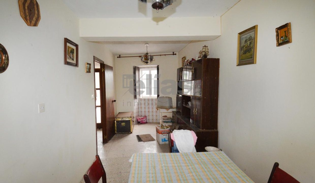 House for sale in Couto