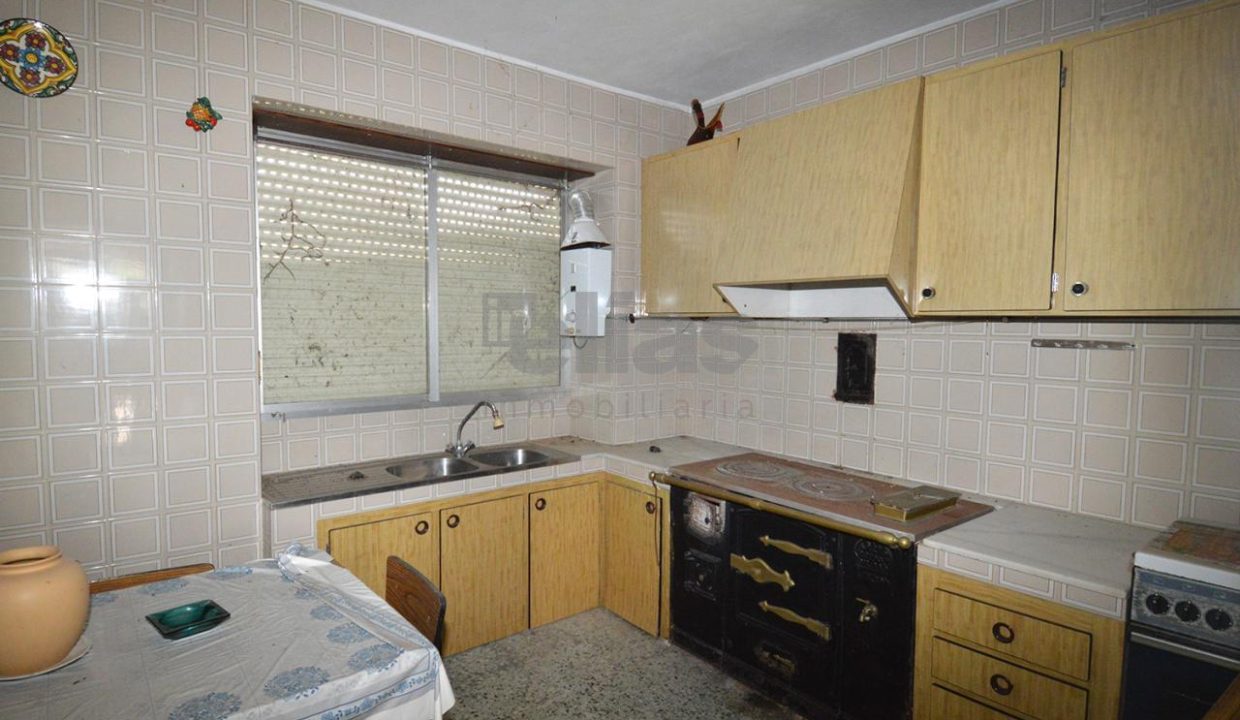 House for sale in Couto
