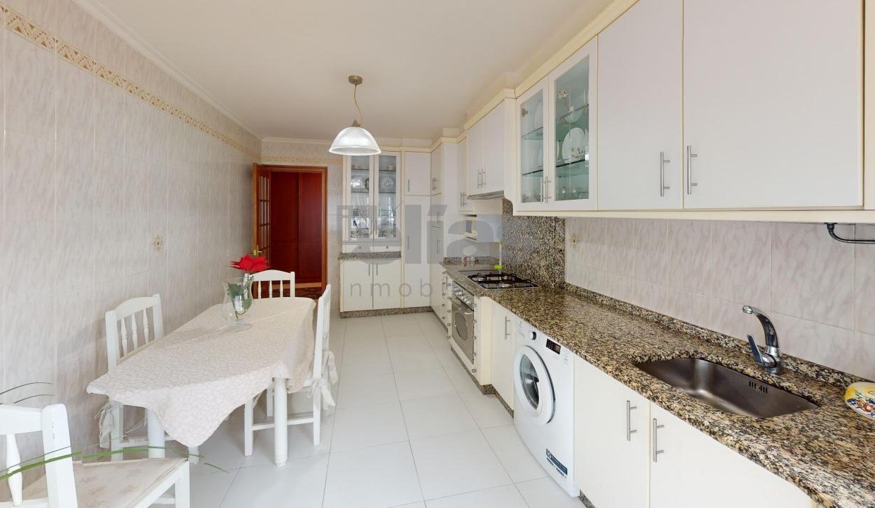 Piso en venta en Baio
