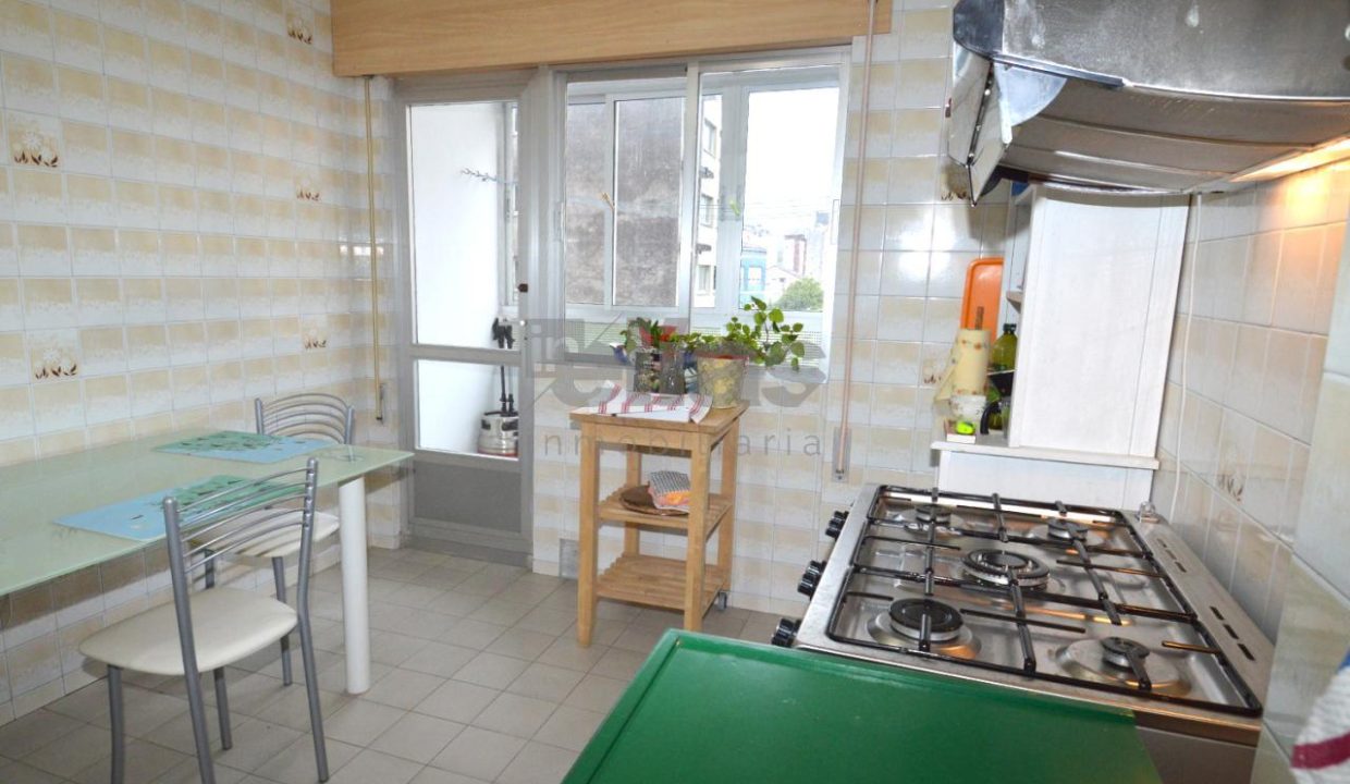 Piso en venta en Cee