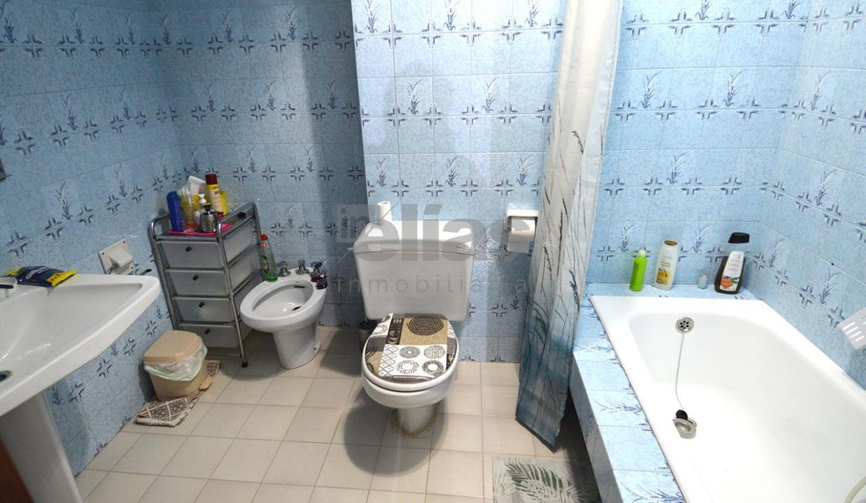 Piso en venta en Cee