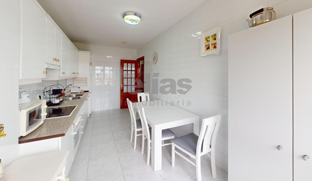 Piso en venta en Laxe