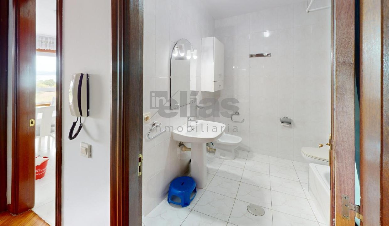 Piso en venta en Laxe