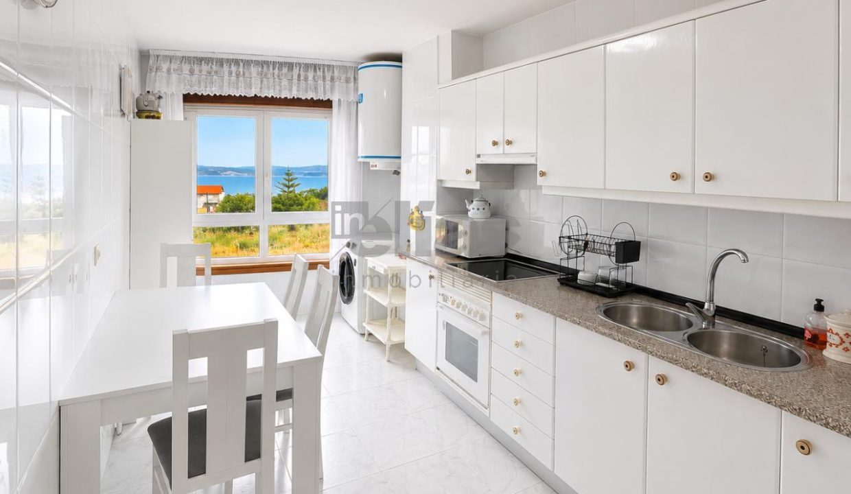 Piso en venta en Laxe