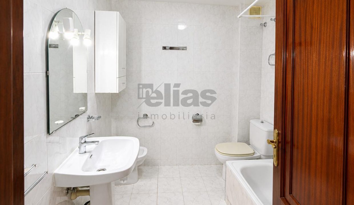 Piso en venta en Laxe