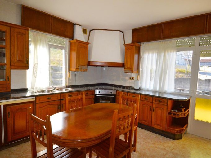 Haus zu verkaufen in Lachse
