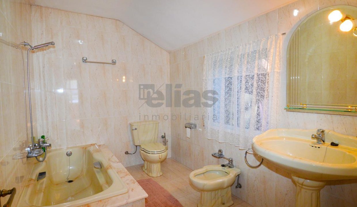 Haus zu verkaufen in Lachse