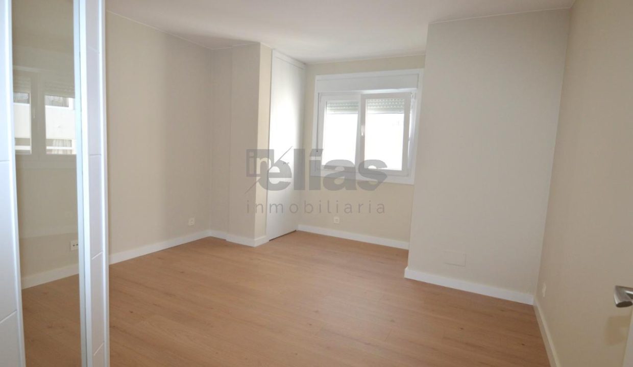 Apartment for sale in Laxe