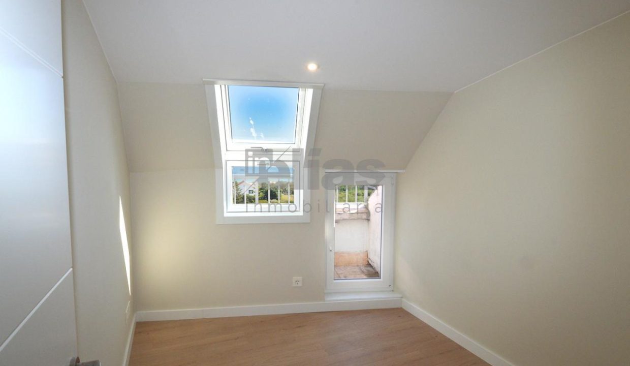 Apartment for sale in Laxe